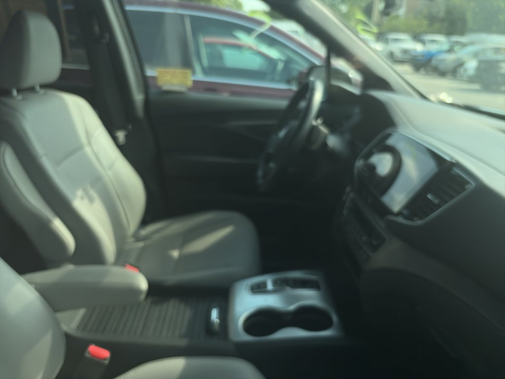 Used 2019 Black Forest Pearl Honda EX-L image 4