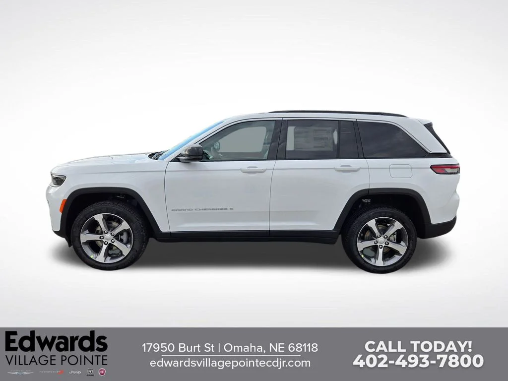 New 2026 White/off-white Jeep Limited image 6