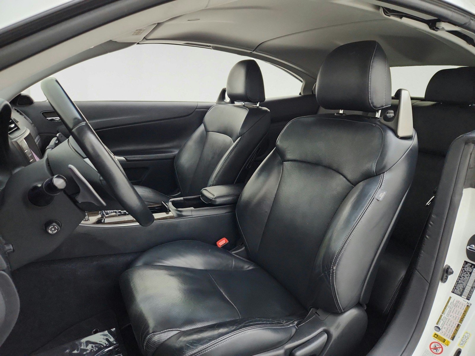 Used 2013 Starfire Pearl Lexus 2-DR. HARDTOP CONV image 17