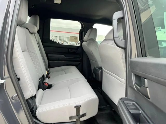 2026 Toyota Tacoma SR5 - Photo 20