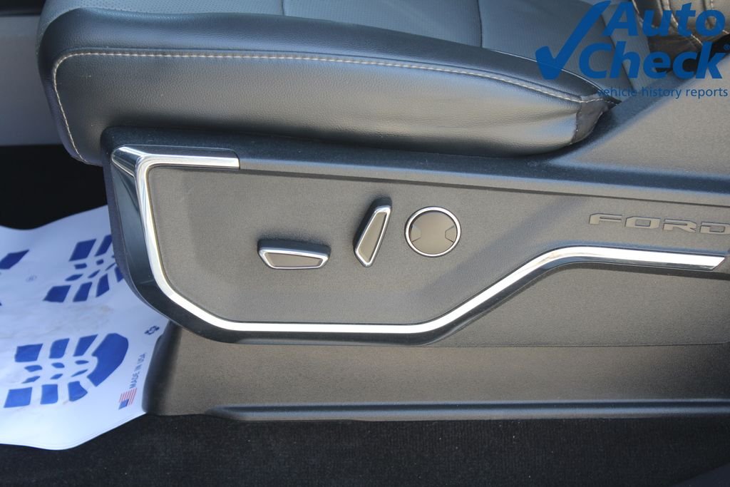 Used 2021 Silver Ford Lariat image 12