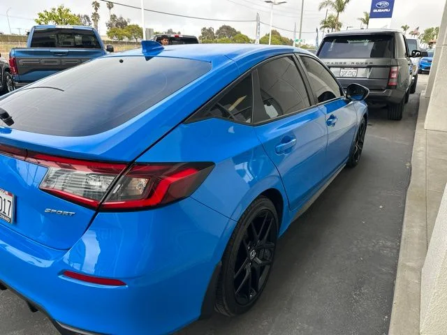 Used 2025  Honda Sport image 10