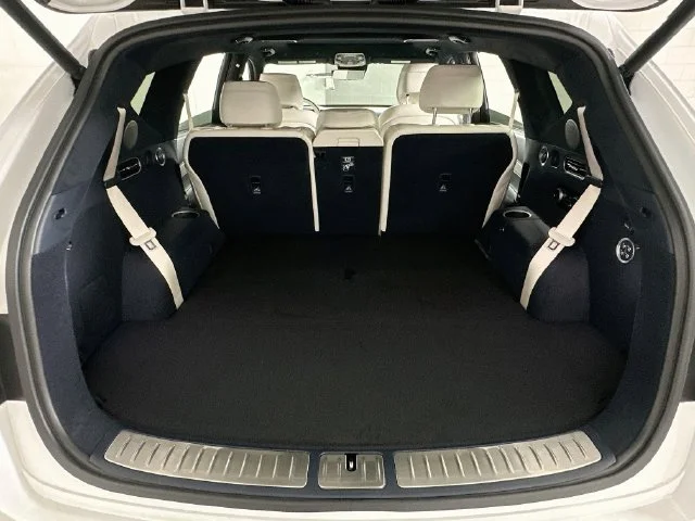New 2027 White Genesis 3.5T Prestige image 25
