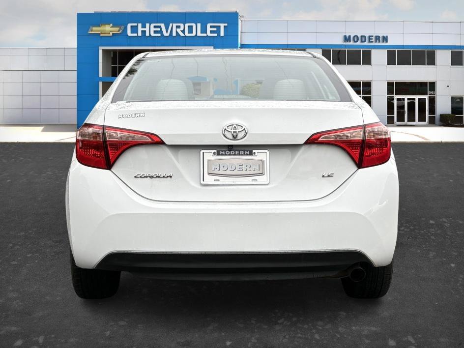 Used 2018 Super White Toyota LE image 4