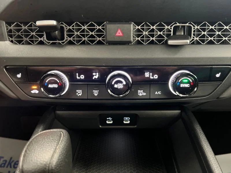 Used 2023  Honda EX image 31