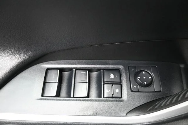 Used 2022 White Toyota Adventure image 14