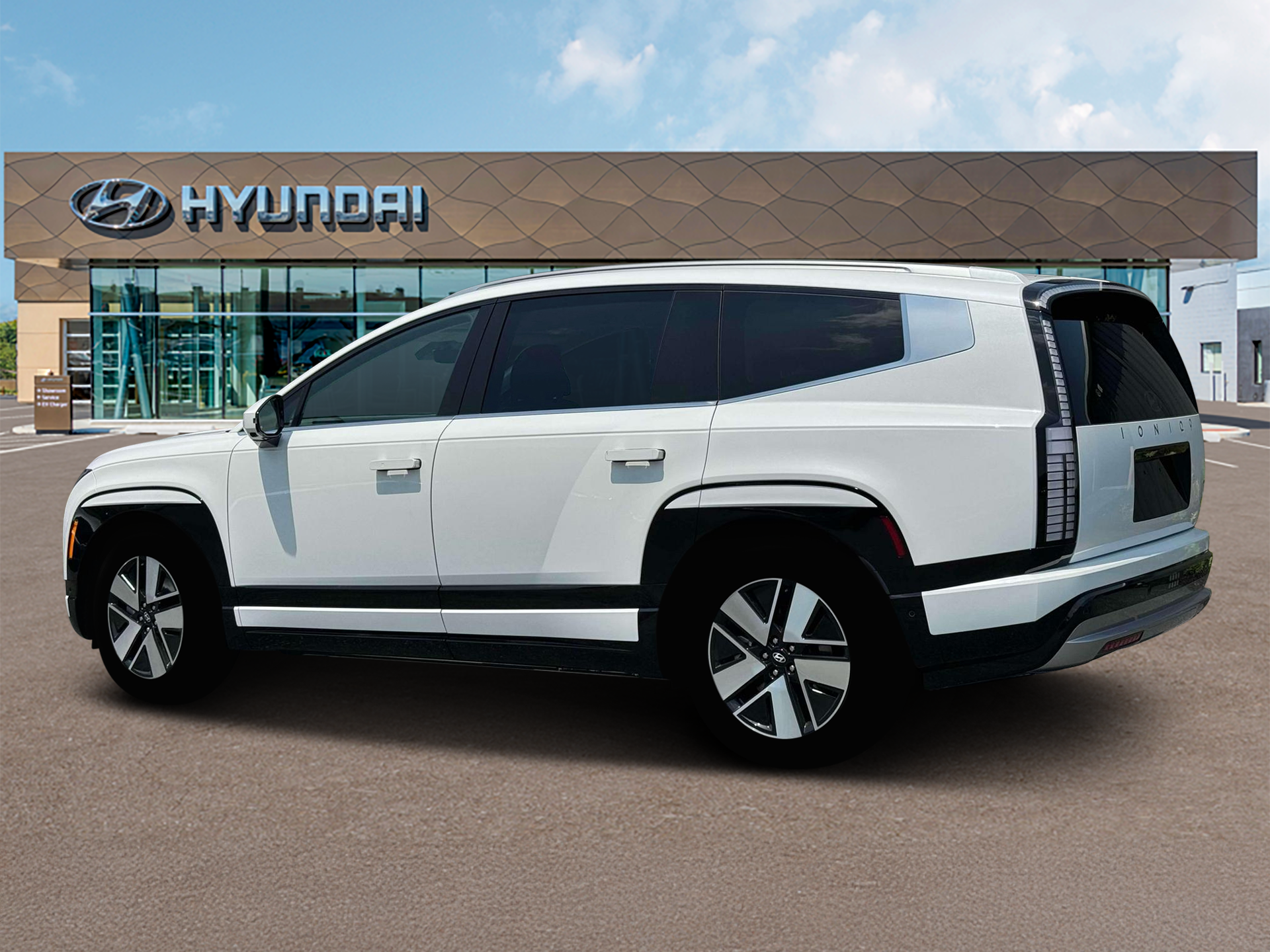 New 2026 White Hyundai SEL image 4