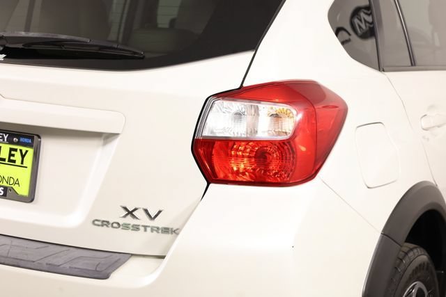 Used 2014 White Subaru 2.0i Limited image 28
