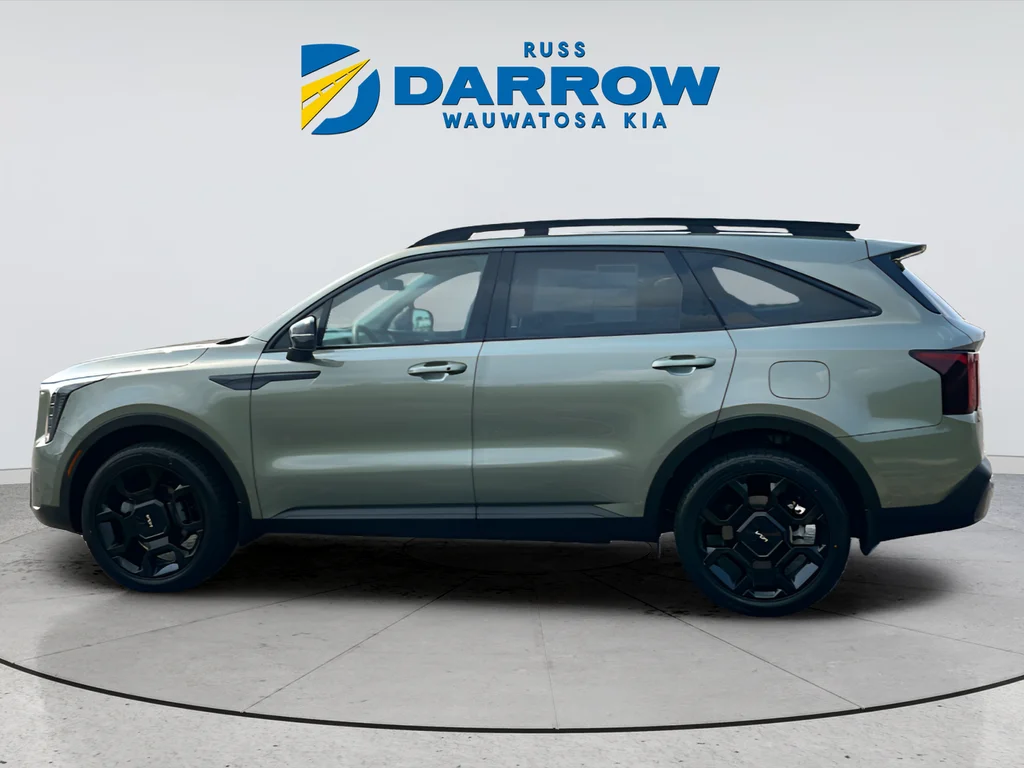 Used 2024 Green Kia X-Line EX image 2