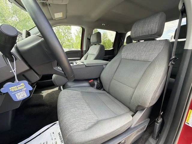 Used 2021 Red Ford XLT image 11
