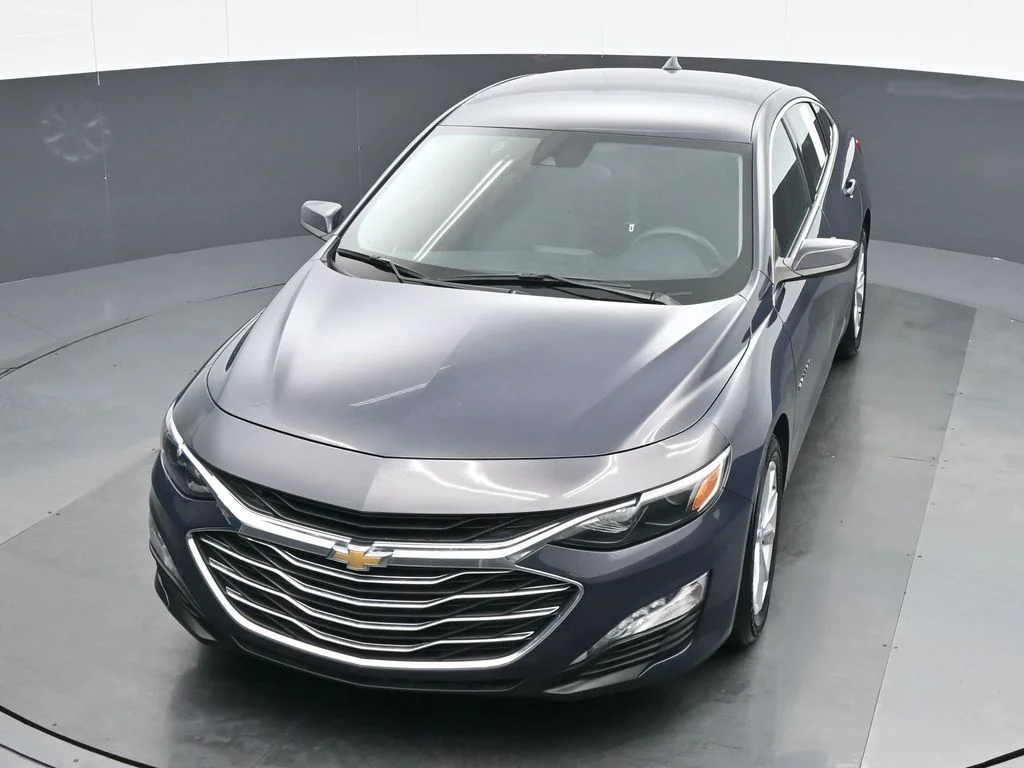 Used 2025 Black Chevrolet LT image 16