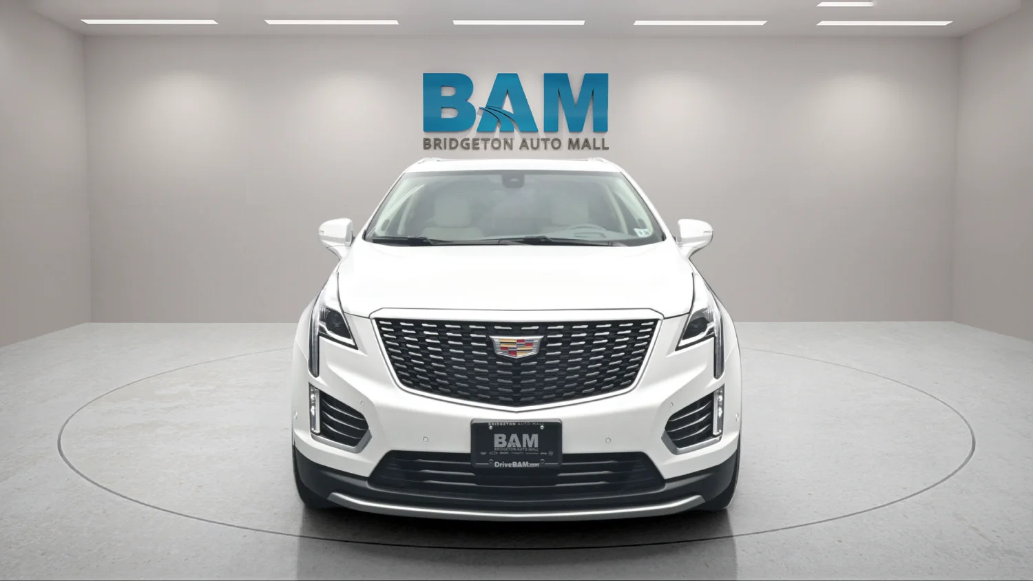 Used 2024 Crystal White Tricoat Cadillac Premium Luxury image 2