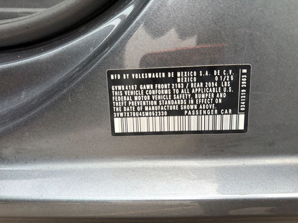 Used 2025 Gray Volkswagen 1.5T SE image 33