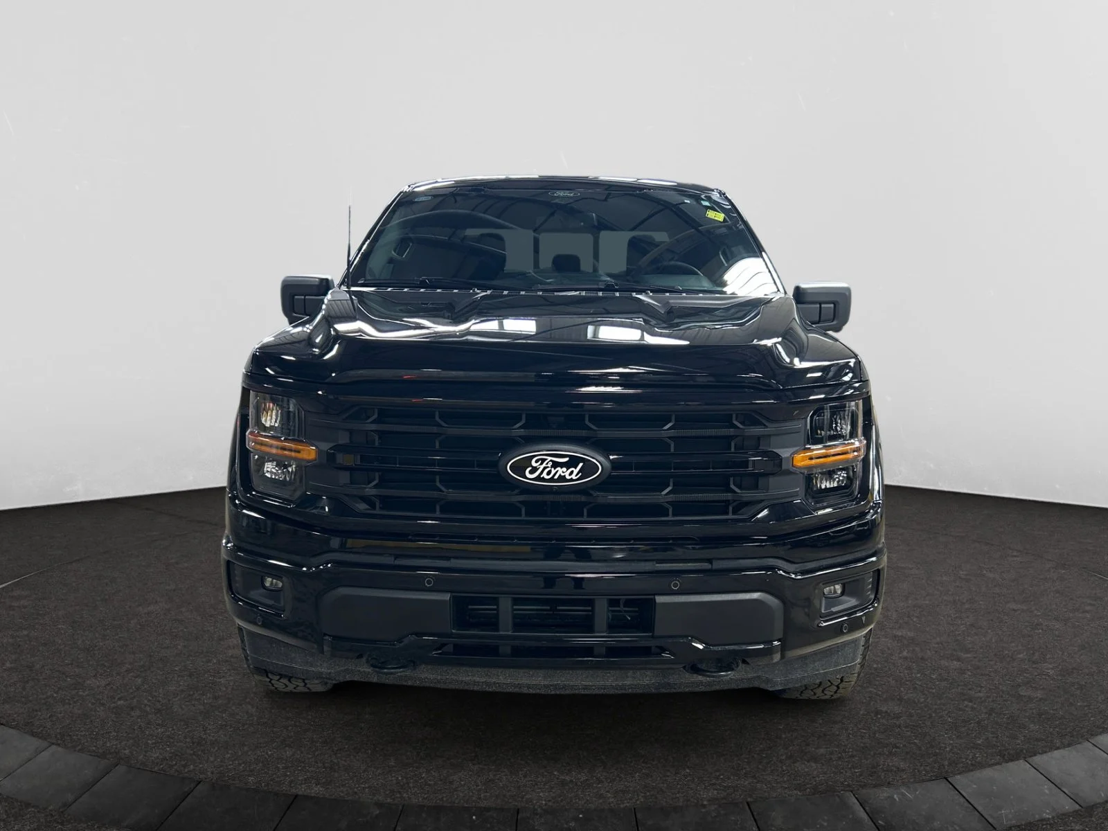 New 2026 Agate Black Metallic Ford XLT image 8