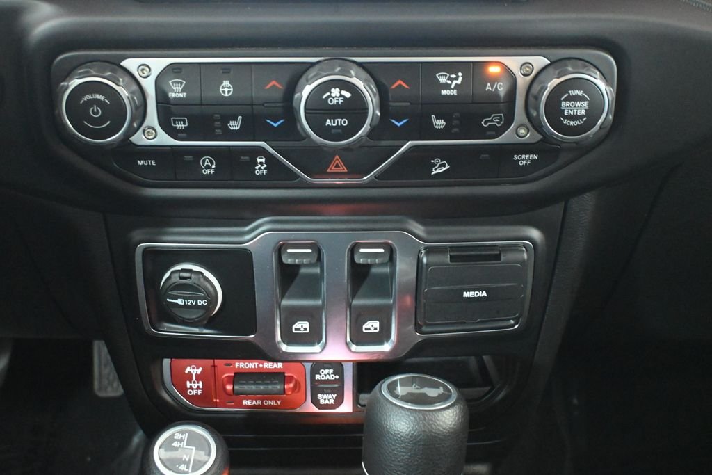 Used 2021 Gray Jeep Rubicon image 22