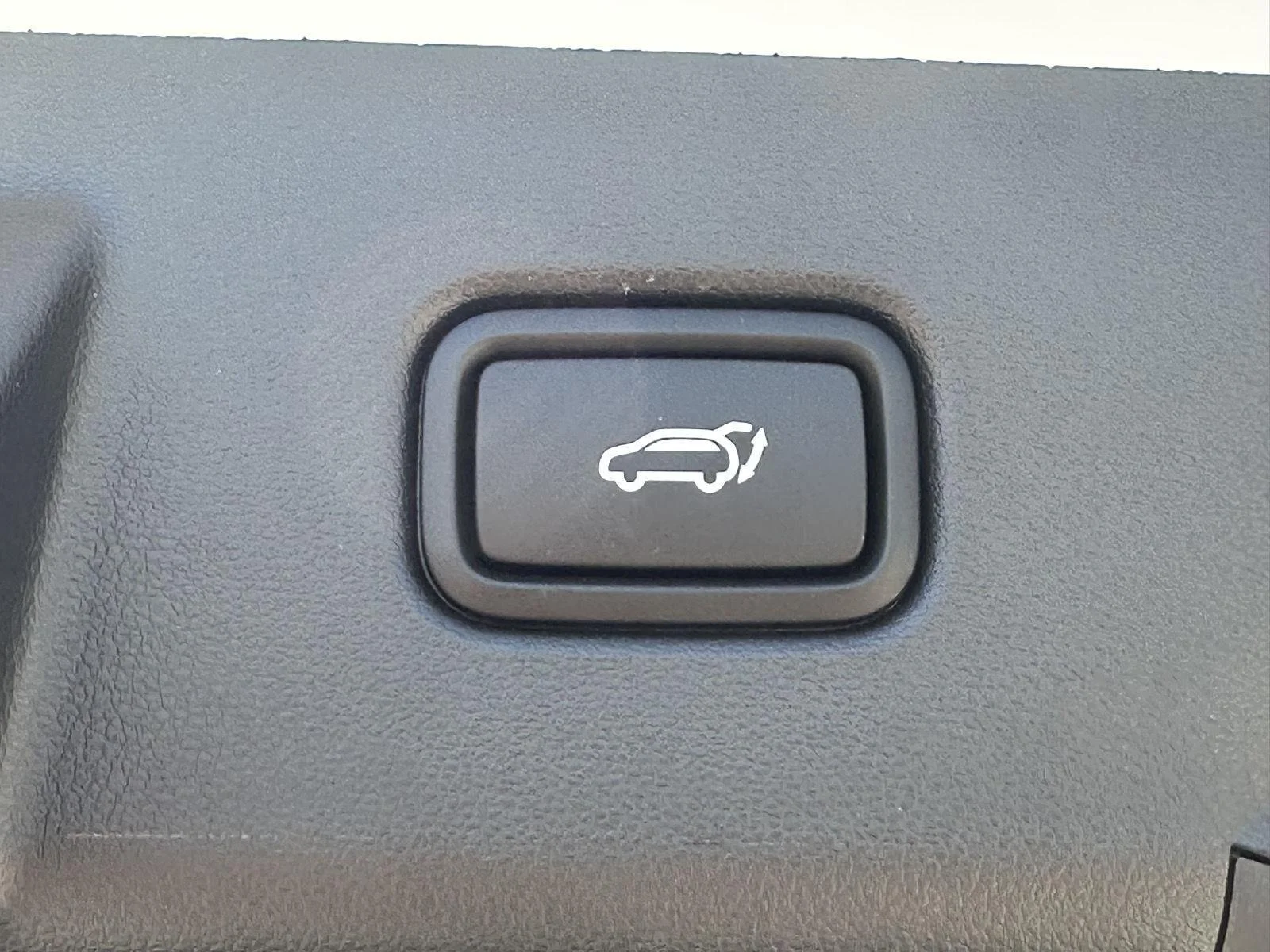New 2026 Serenity White Pearl Hyundai Limited image 40