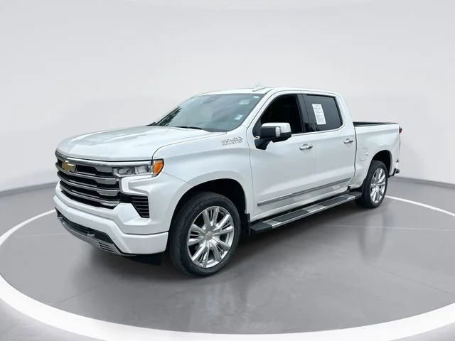 2023 Chevrolet Silverado 1500 High Country 4X4 Crew Cab Short Box's photo