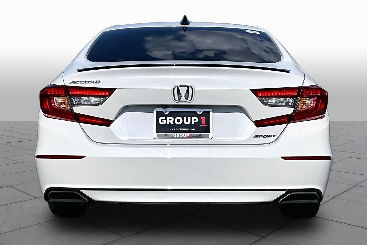 Used 2021 Platinum White Pearl Honda Sport image 5