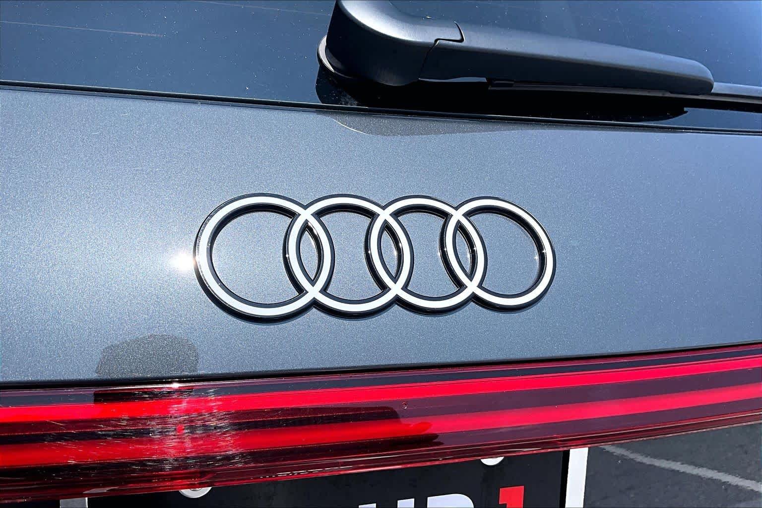 Used 2025 Tambora Gray Metallic Audi Premium Plus image 10