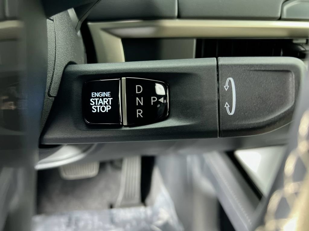 New 2027 Ebony Black Kia EX image 20