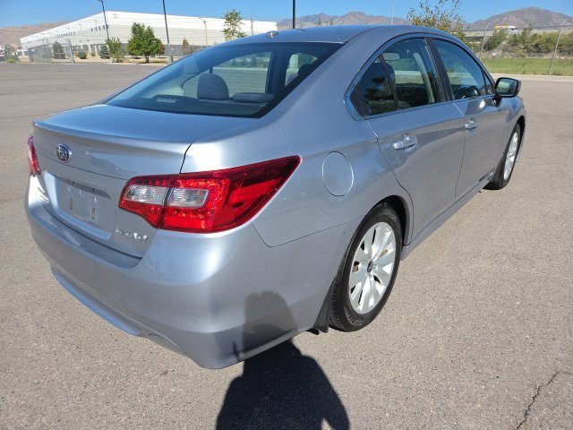 Used 2015 Ice Silver Metallic Subaru 2.5i Premium image 3