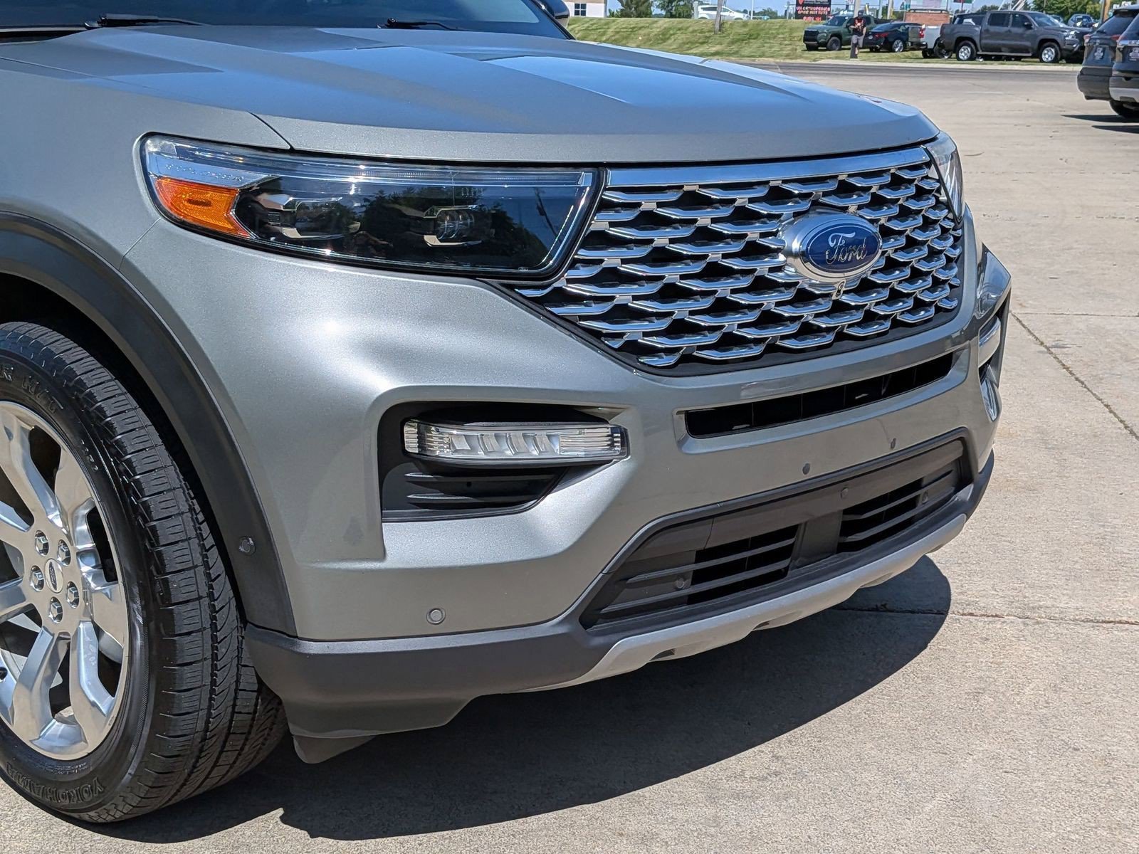 Used 2020 Silver Spruce Metallic Ford Platinum image 42