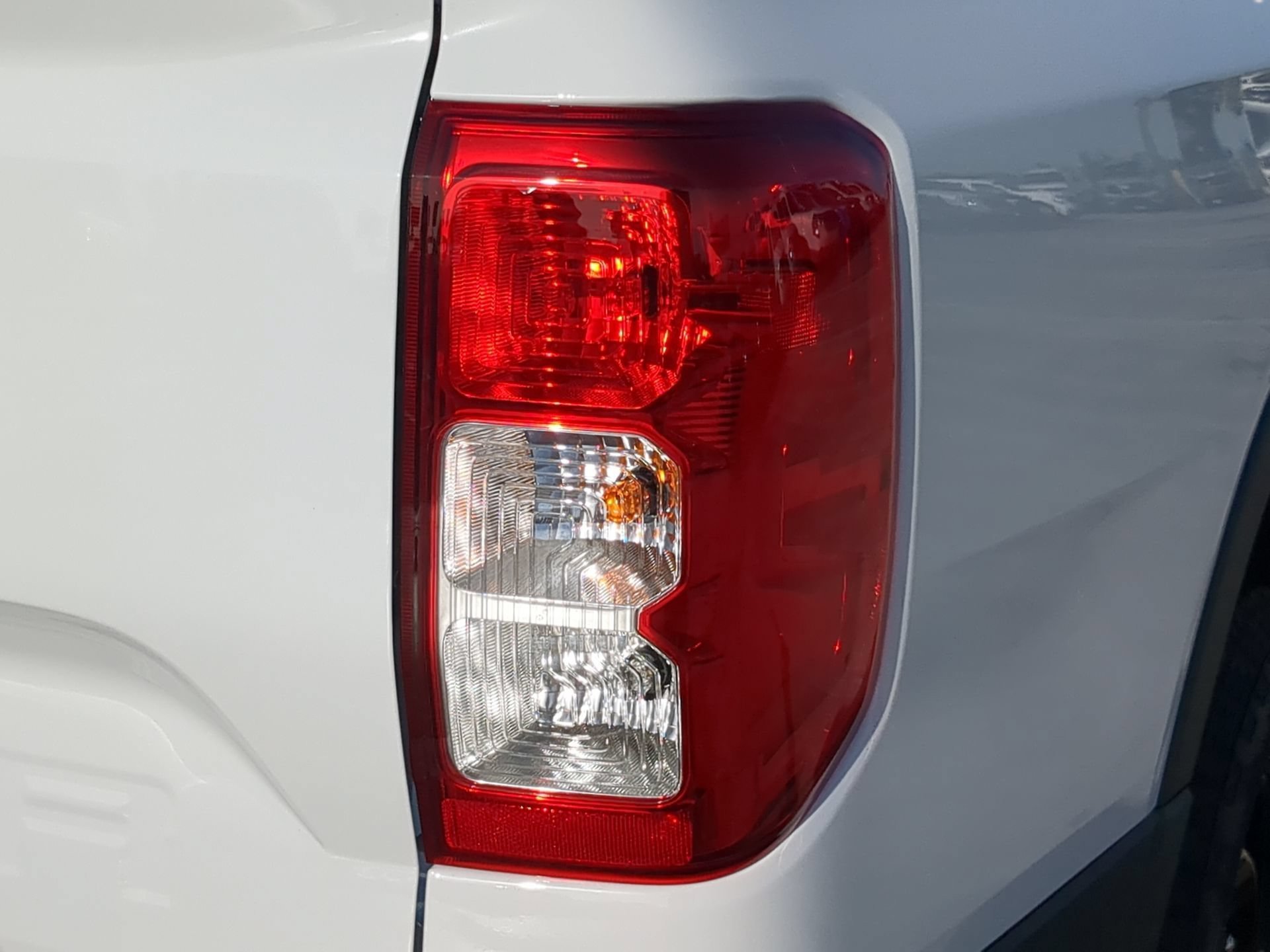New 2026 Oxford White Ford XL image 42