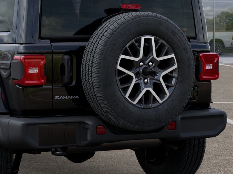 2025 Jeep Wrangler 4-Door Sahara - Photo 13