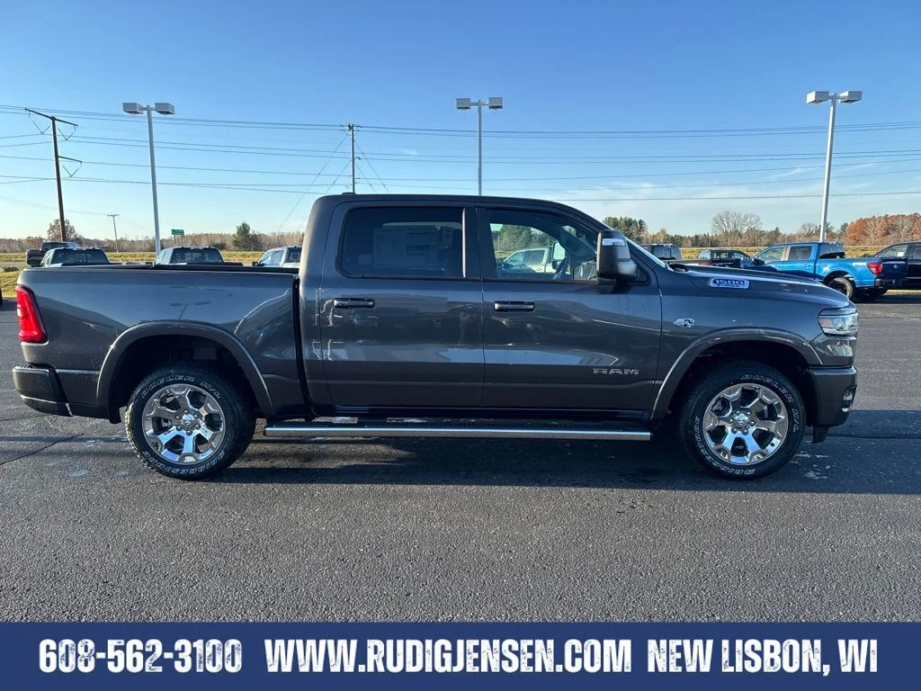 New 2026 Granite Crystal Metallic Clearcoat RAM Big Horn/Lone Star image 6