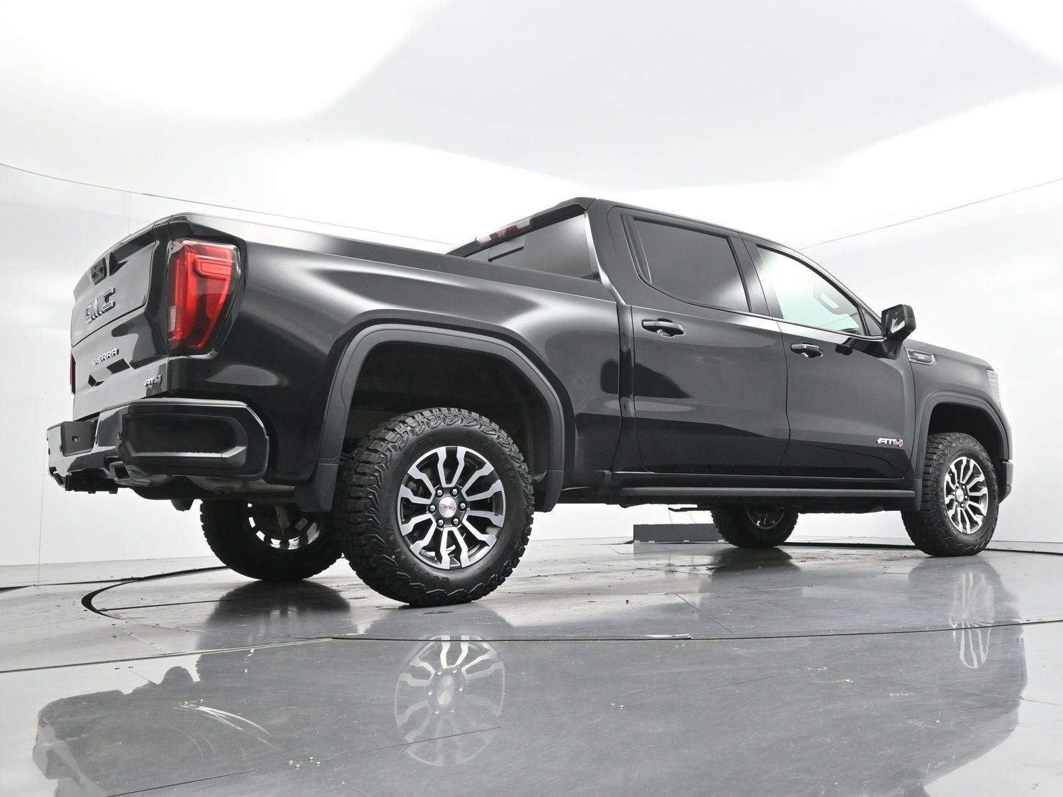 Used 2023 Onyx Black GMC AT4 image 53