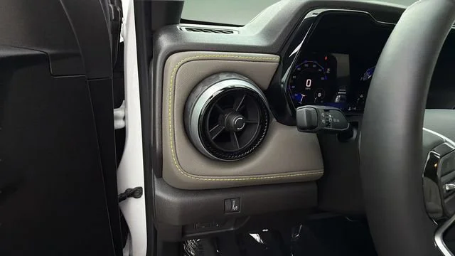 Used 2026 Summit White Chevrolet ZR2 image 21