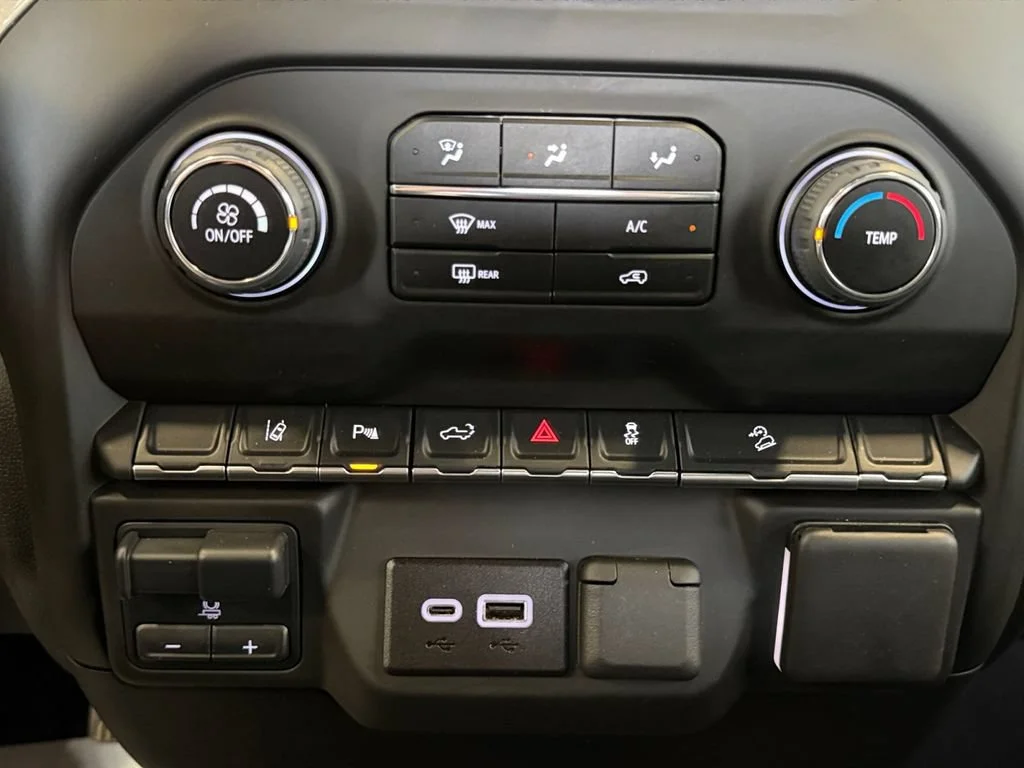 Used 2025 Slate Gray Metallic Chevrolet Custom image 23