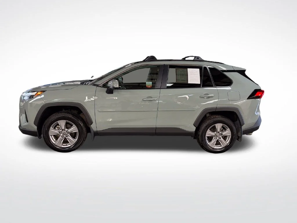 Certified Used 2023  Toyota XLE image 2