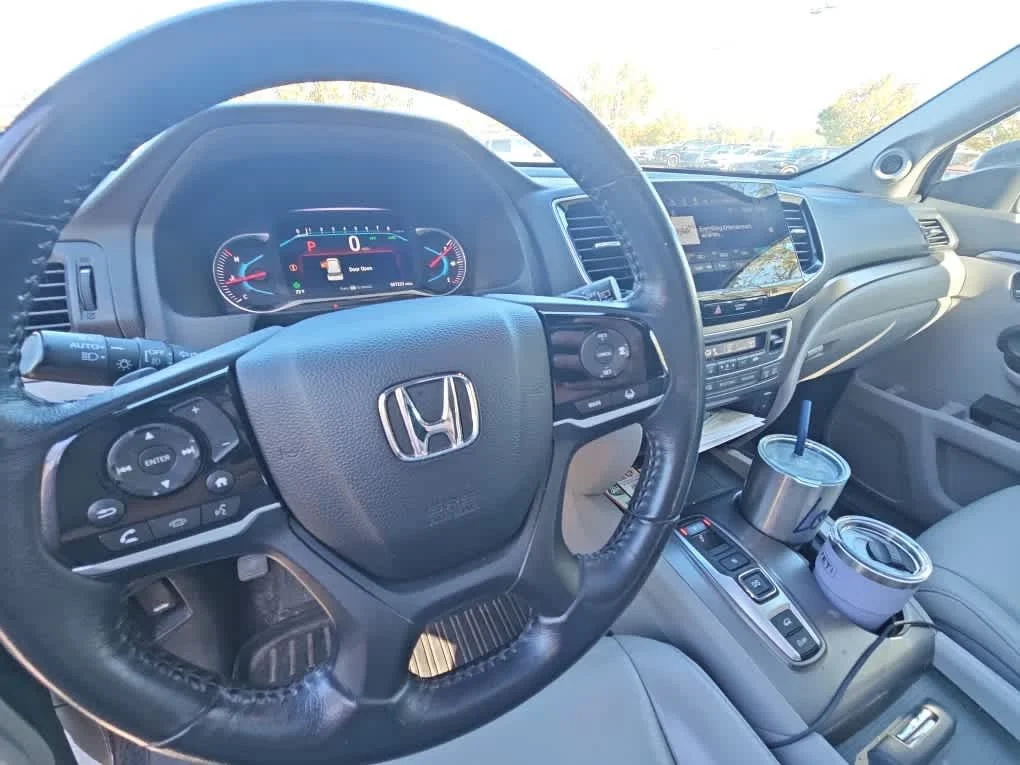 2021 Honda Pilot SE - Photo 7