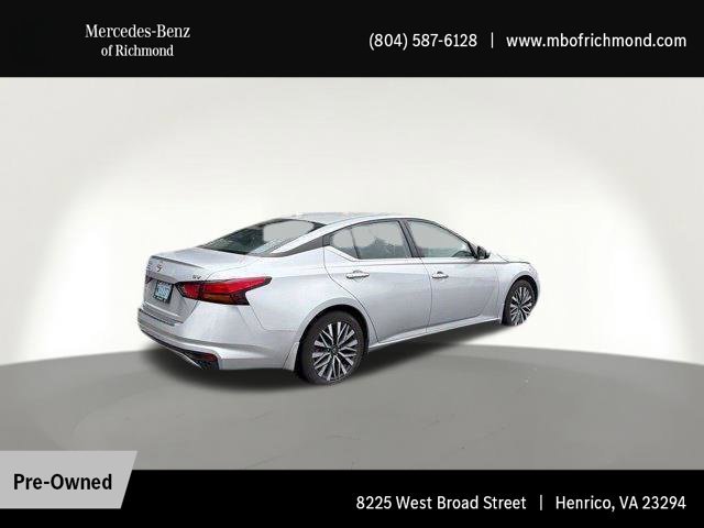 Used 2023 Silver Nissan 2.5 SV image 3