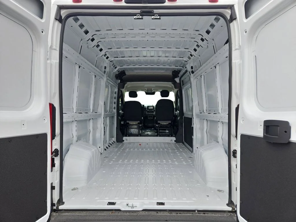 New 2026 Bright White Clear-Coat Exterior Paint RAM High Roof image 16