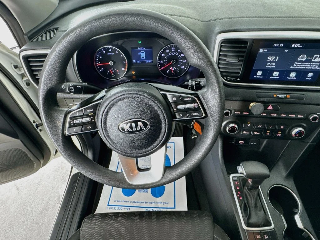 Used 2022 White Kia LX image 12