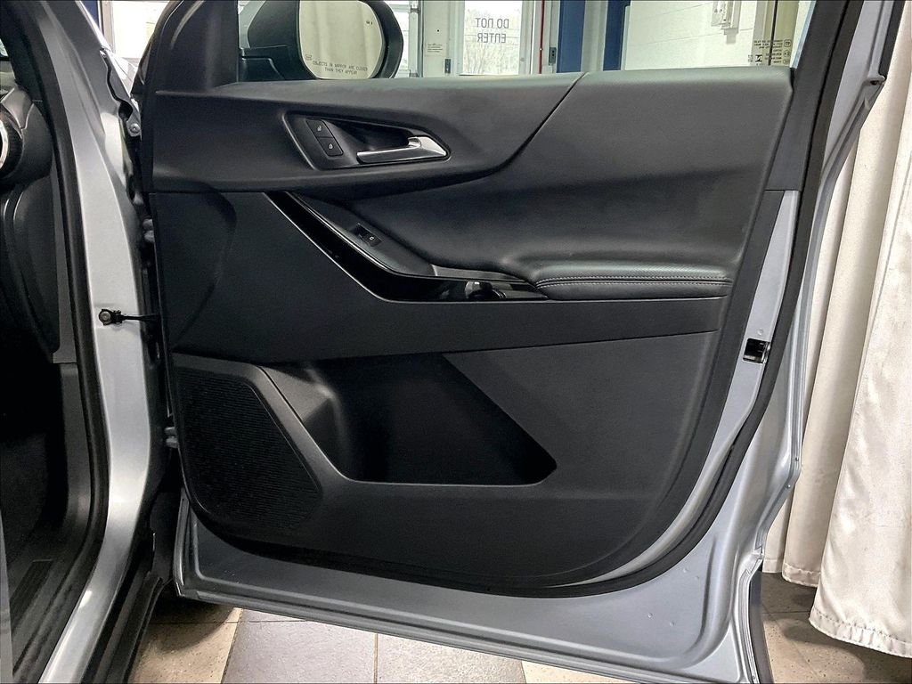 Used 2025 Sterling Gray Metallic Chevrolet LT image 12