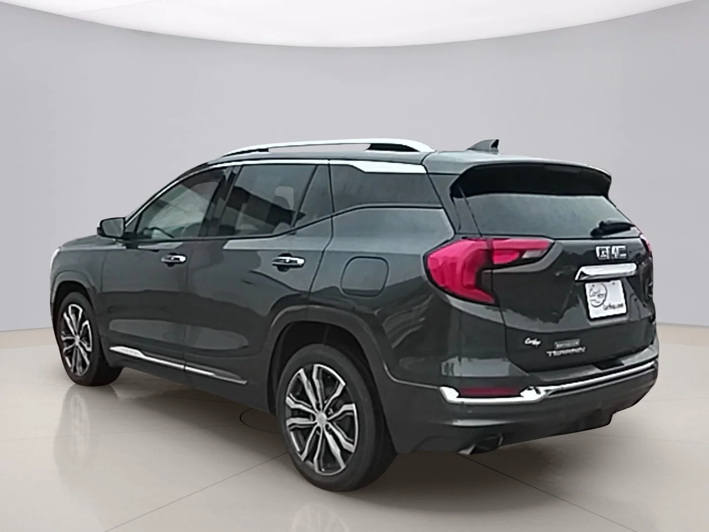 Used 2019 Gray Gmc DENALI image 3