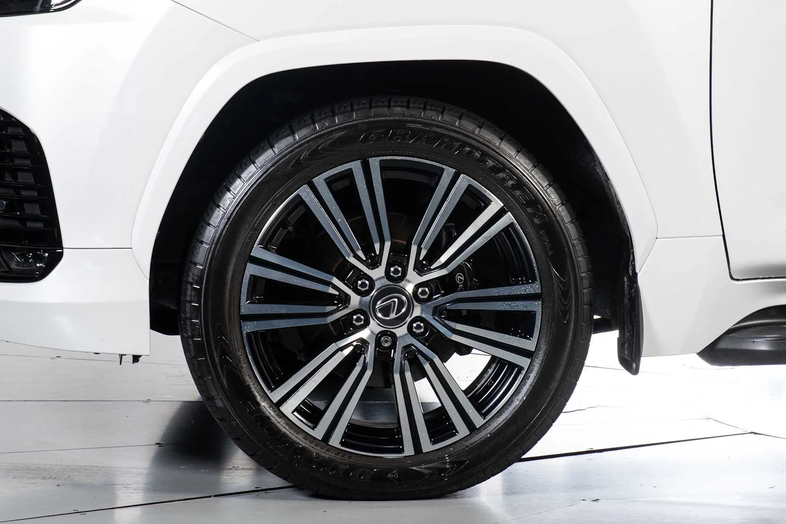 Used 2024 Eminent White Pearl Lexus Luxury image 12