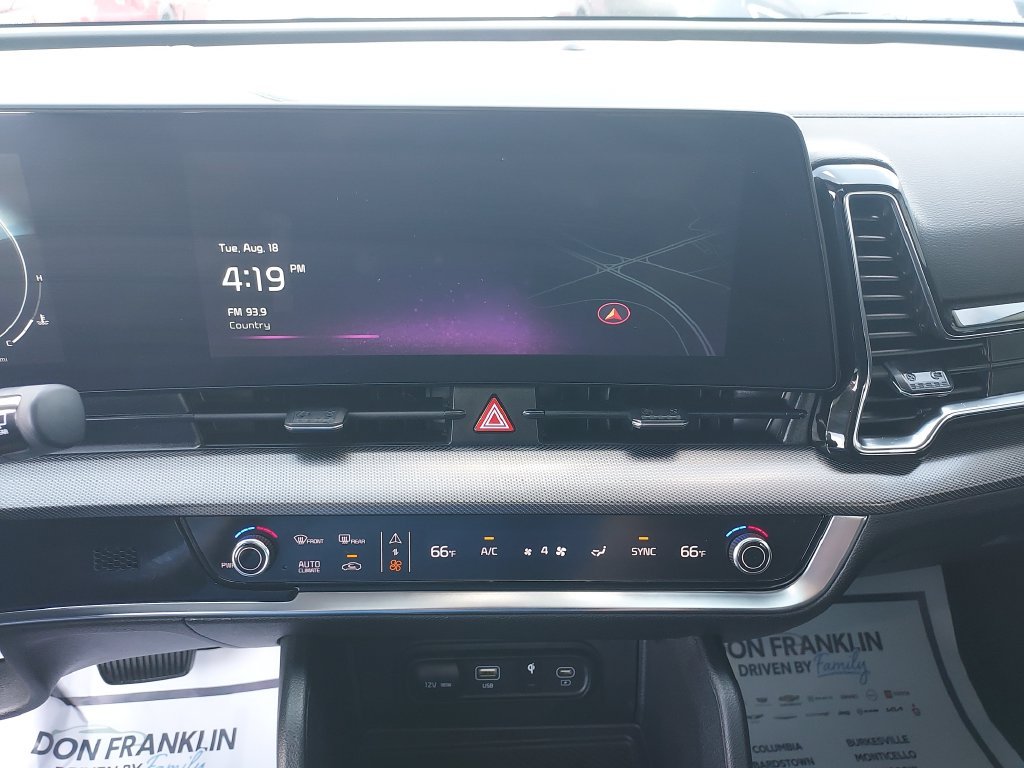Used 2024 White Kia SX-Prestige image 21
