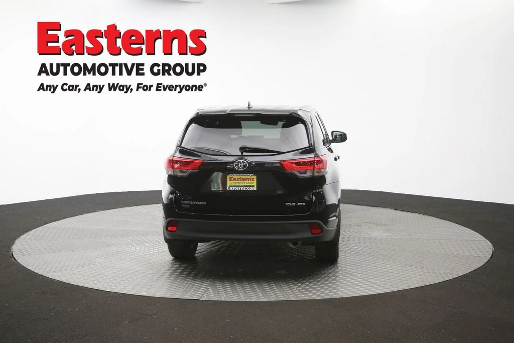 Used 2019 Black Toyota XLE image 42