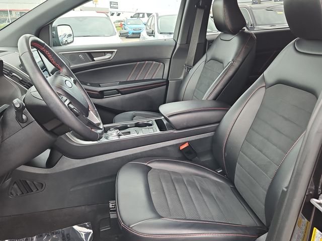 Certified Used 2024 Agate Black Metallic Ford ST Line image 27
