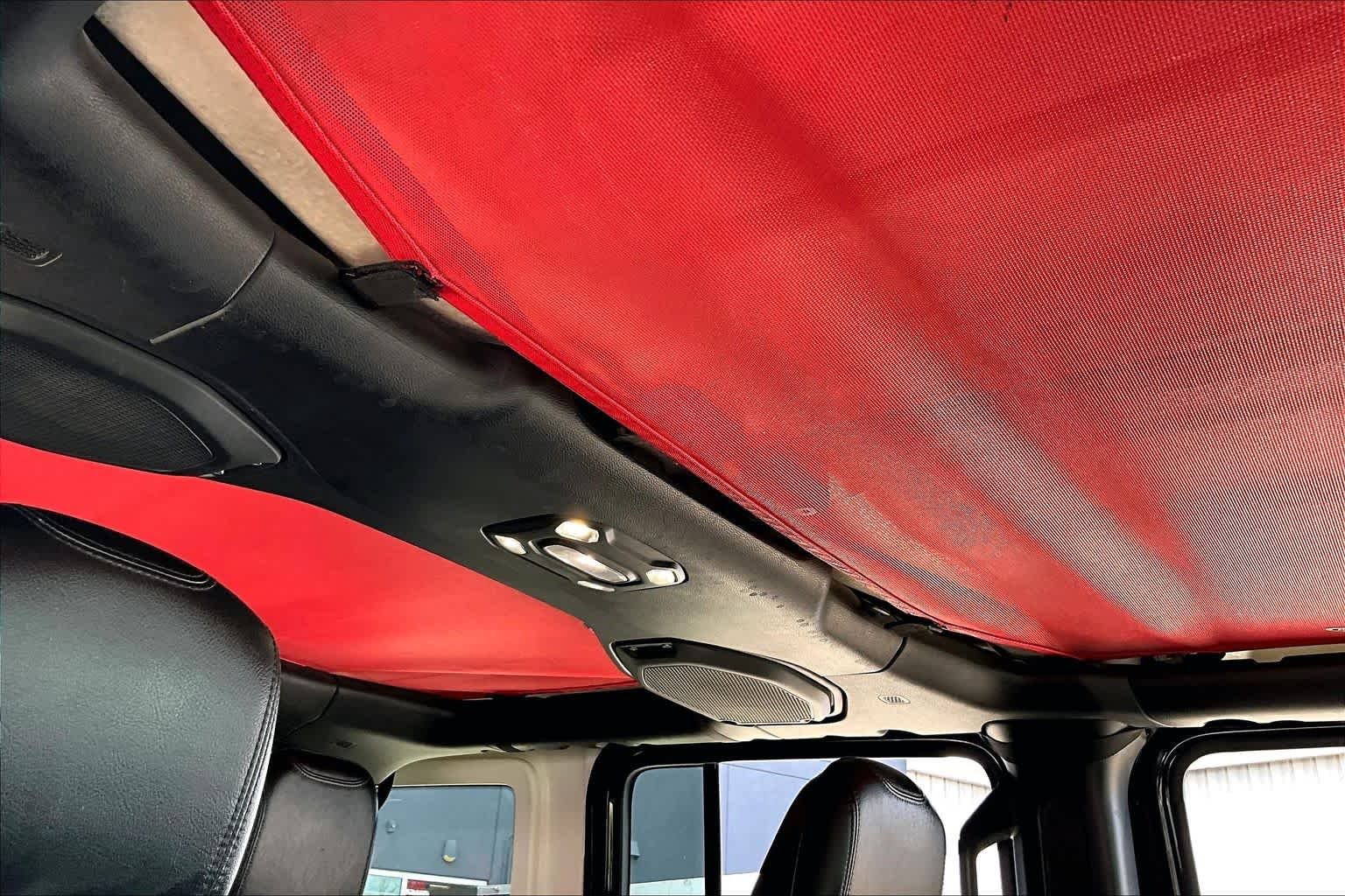 Used 2020 Black Clearcoat Jeep Recon image 24
