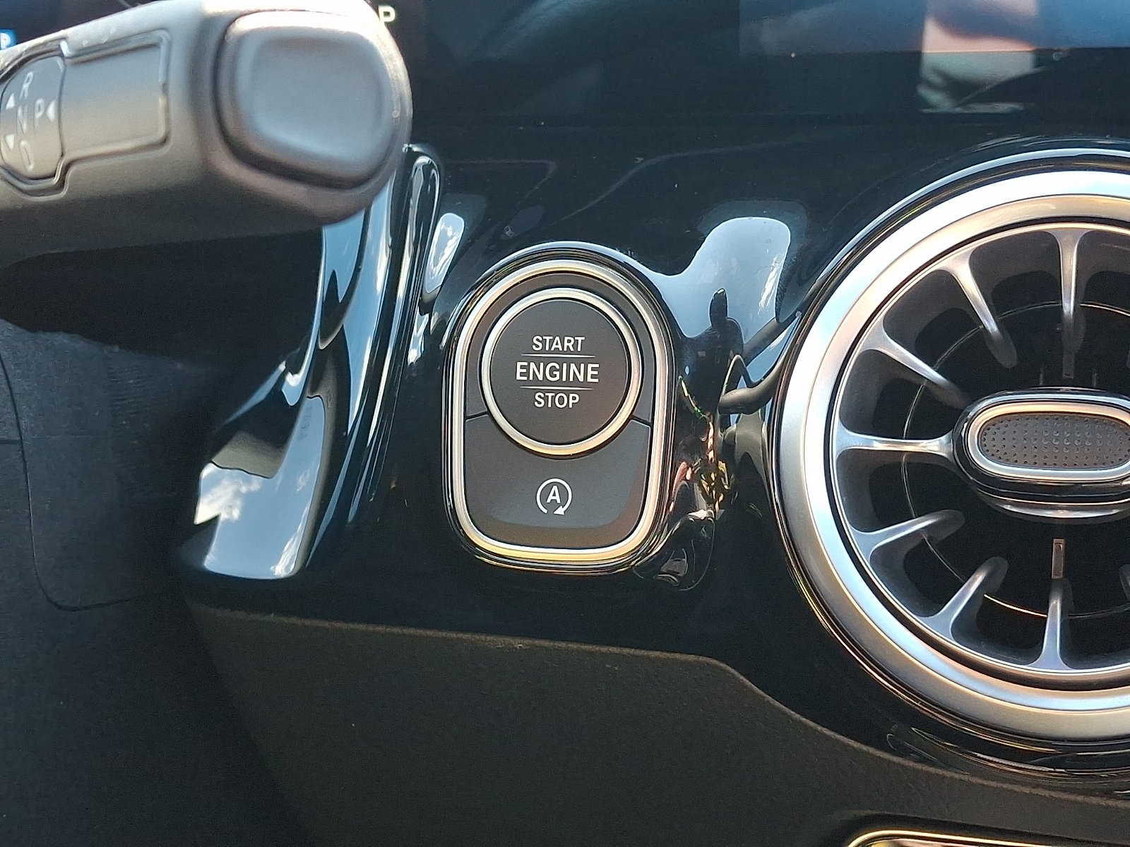 Certified Used 2025 Night Black - 696 Mercedes-Benz 4MATIC® image 23