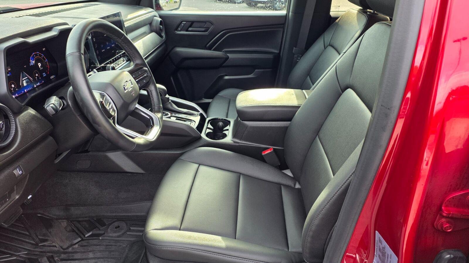 Used 2026 Radiant Red Tintcoat Chevrolet 4WD Trail Boss image 25