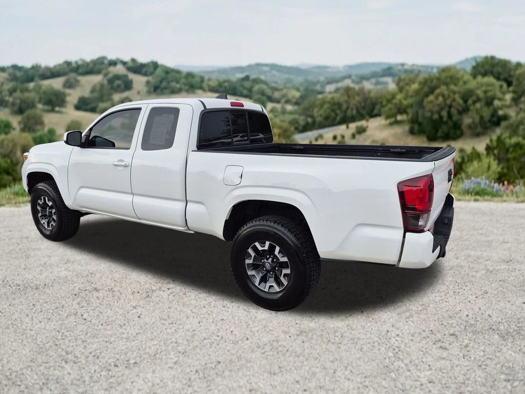 Used 2023 White Toyota SR image 7