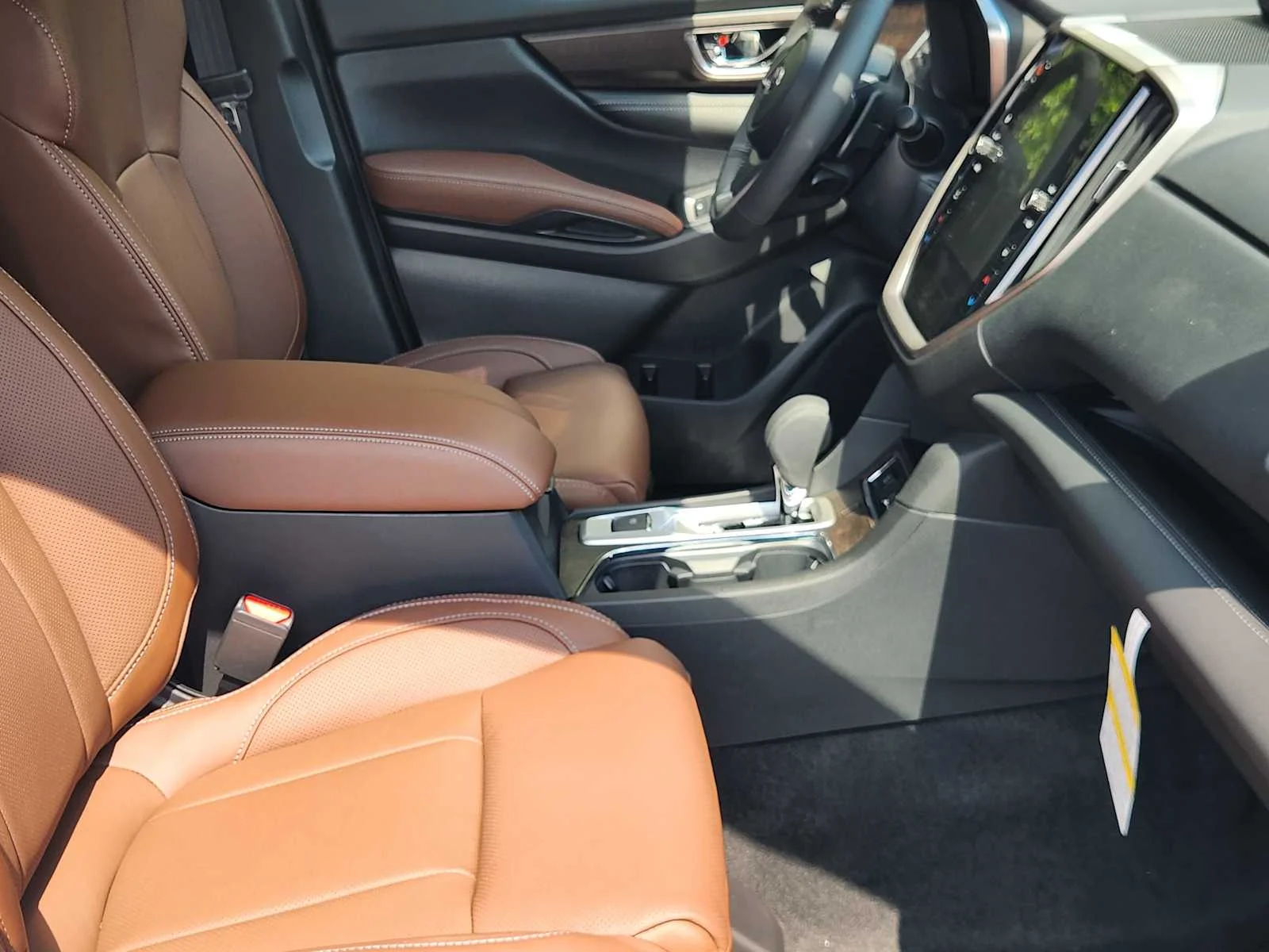 New 2026 CRYSTAL WHITE PEARL Subaru Touring 7-Passenger image 9