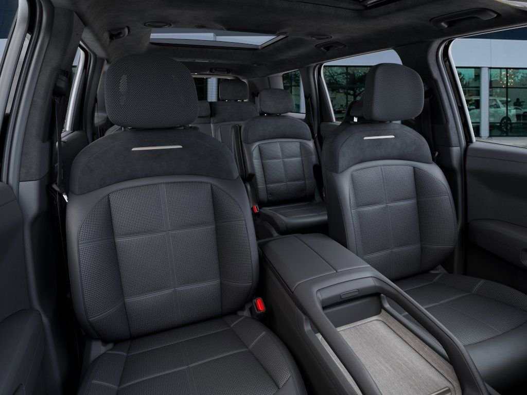 New 2027 Black Kia SX Prestige image 15