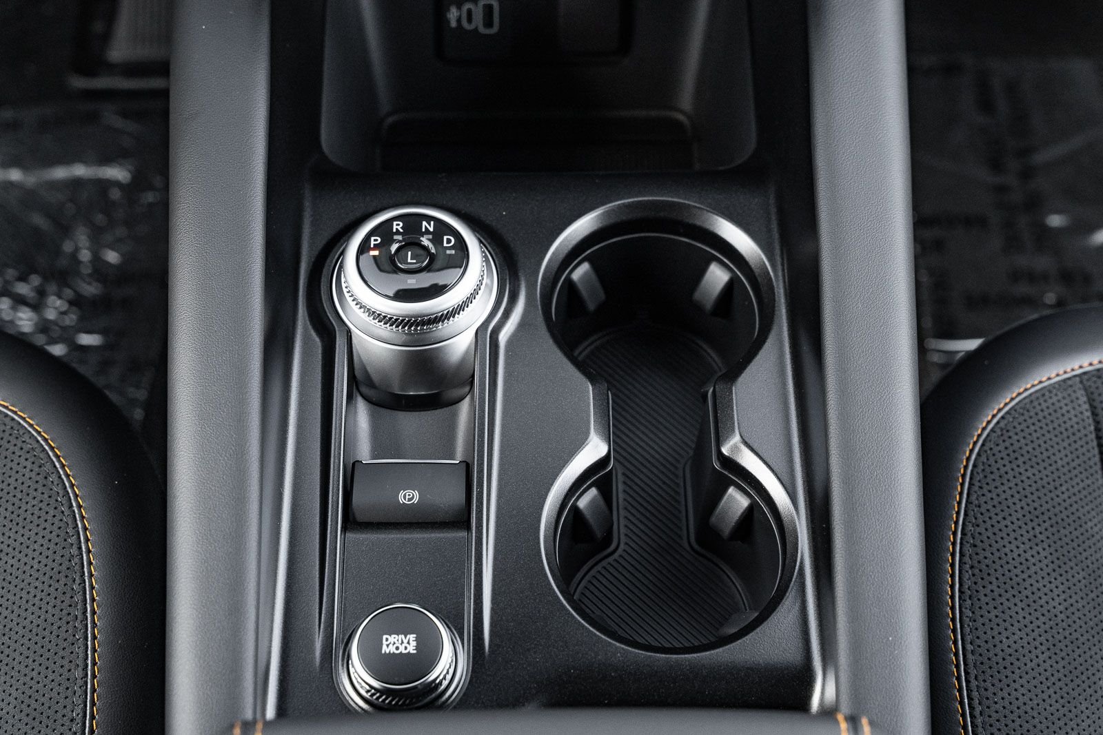 New 2027 Star White Metallic Tri-Coat Ford Tremor® image 23